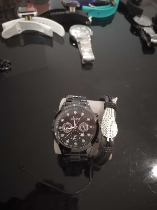 conjunto Relógio mais pulseira