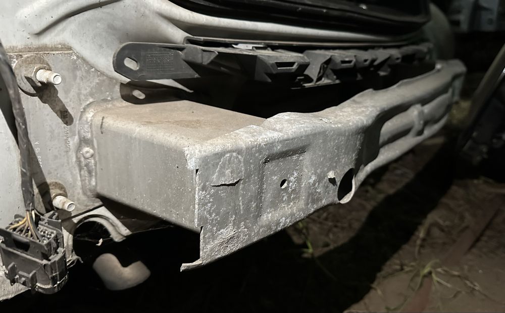 Reforço Pára-choques Trás Opel Astra J Sports Tourer 2010 a 2016