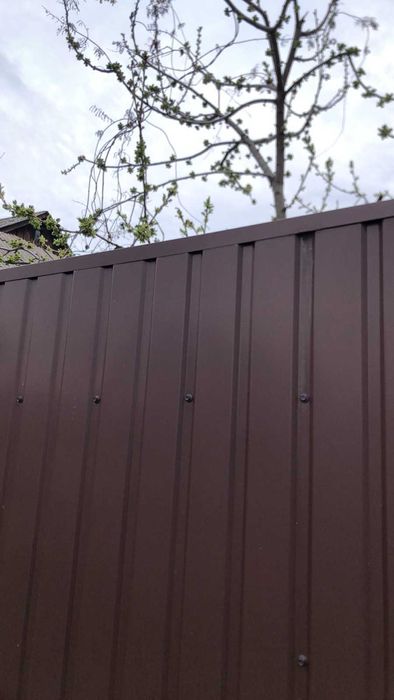 Профнастил для кровли и ограждения