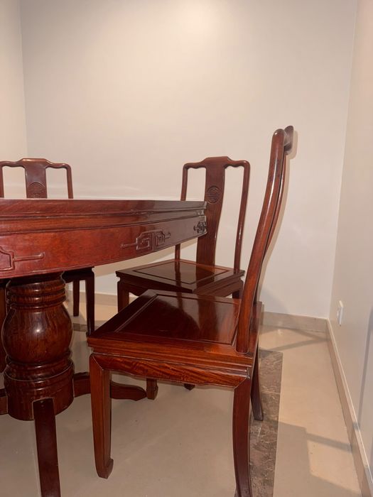 Vende-se Mesa + 6 cadeiras - Mobilia de Cantão NOVA