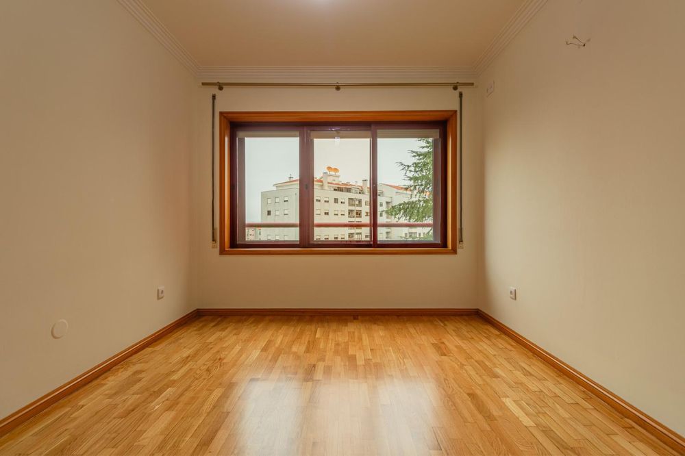 Quarto para arrendar