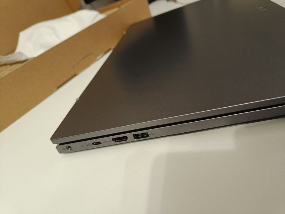 Acer 17.3 FullHD 16 GB DDR5 6400mhz  SSD 512 GB i3 12th 8 Ядер 3.8 Ггц