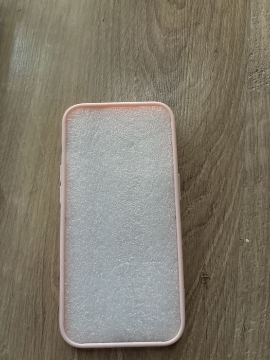 Etui na iphone 14 pro