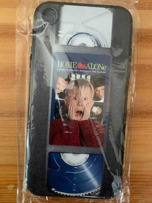 Чехол для iphone XR новый картинка "Один дома" 2 шт. силиконовый