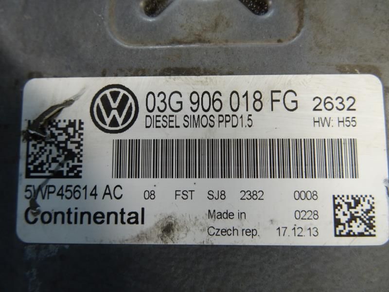 Centralina motor / ECU VOLKSWAGEN Passat (3C2)