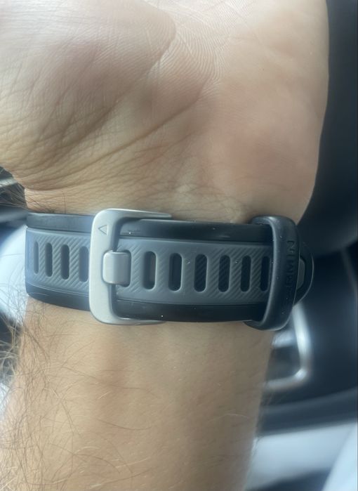 Garmin Forerunner 165 como novo