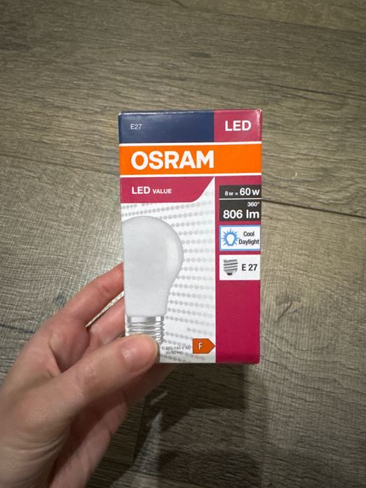 Żarówka Osram led e27 chłodna