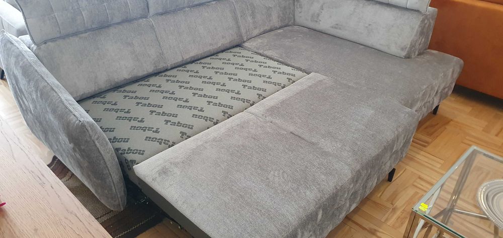 Szary narożnik 252x168 MOLTA z fun. spania zagłówki USB Libro