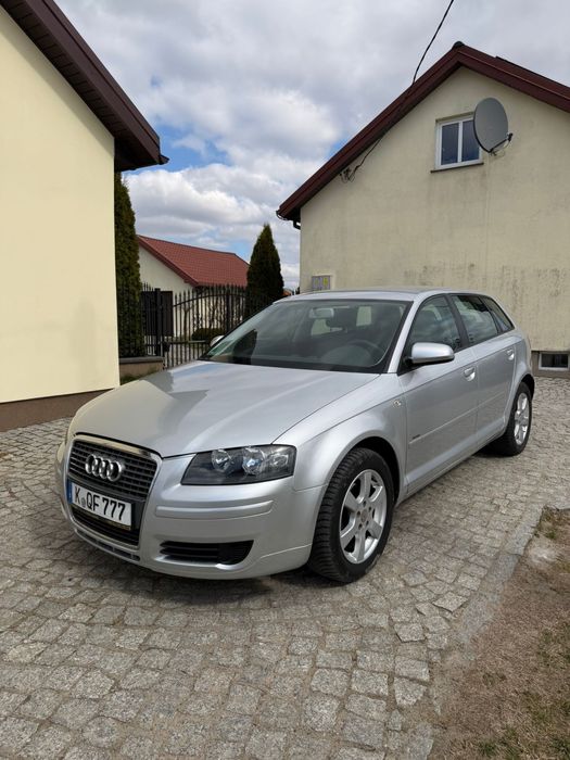 Audi a3*8P* Sportback* 1.6MPI