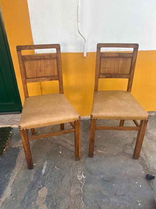 2 Cadeiras antigas