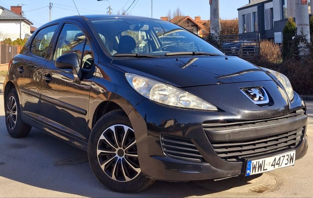 Peugeot 207 1.4b 95Km 160Tyś Przebiegu Zimowe Opony 2KL Zadbany Fv