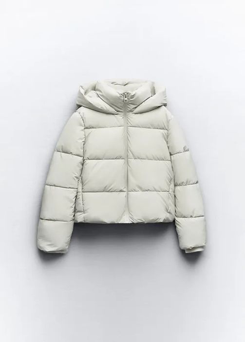 Зимова куртка zara