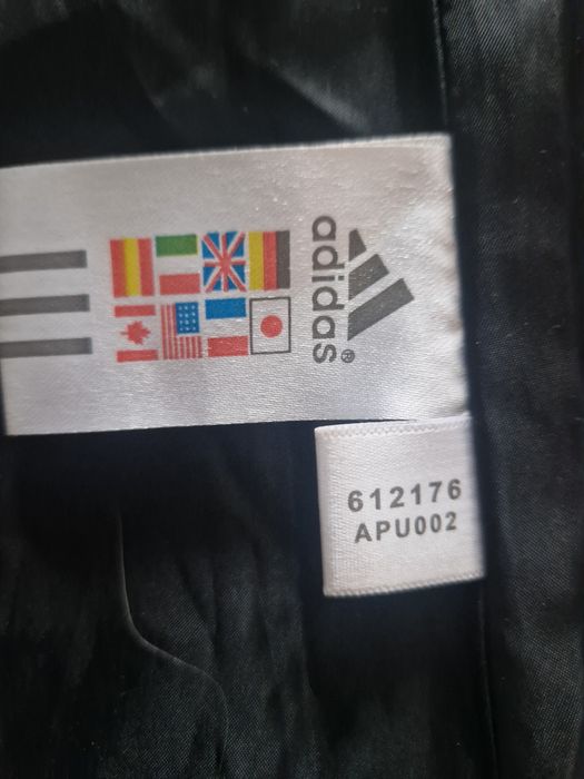 Куртка весенняя ADIDAS ориг на мальчика 10-12 лет