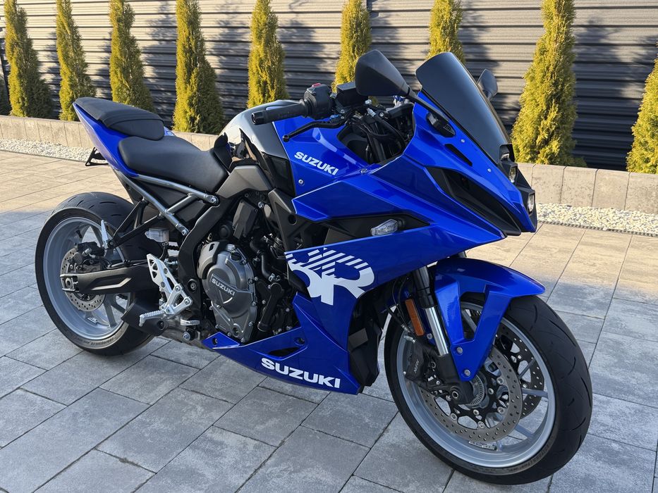 Suzuki gsx 8r 2024