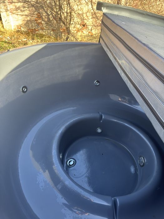 Продам виїздний чан на колесах