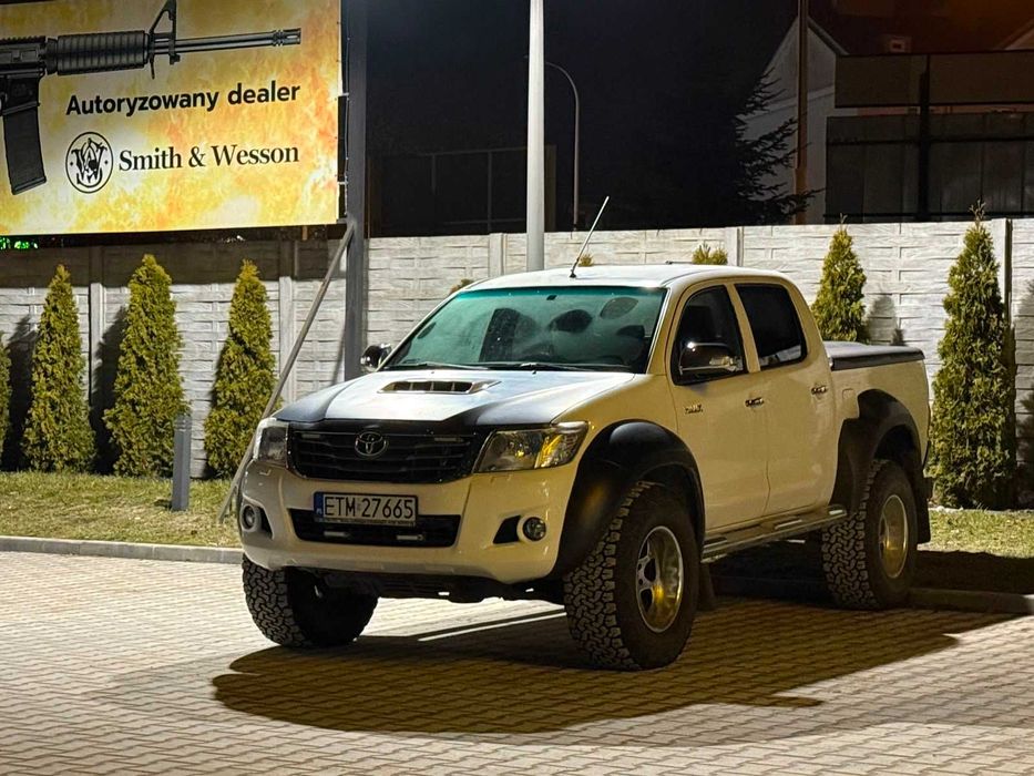 toyota hilux ARCTIC TRUCKS