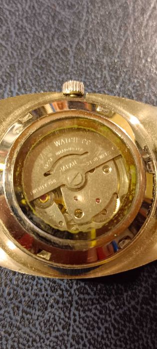 Citizen Black automático