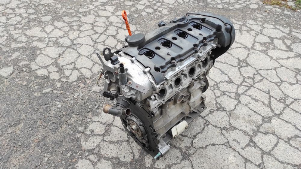 Двигун,мотор VW Golf 5,Touran,Jetta,B6,2003- 2.0FSI