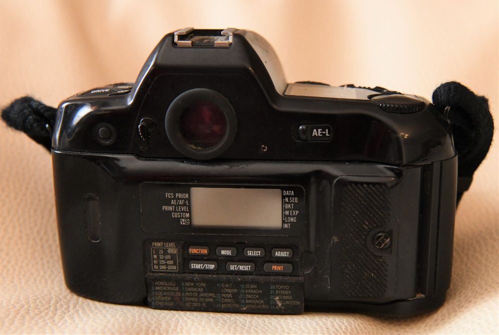 Nikon F90 Camera64332092002946122