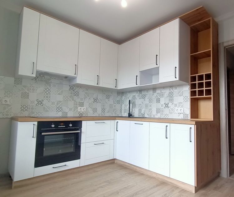 Меблі на замовлення, кухні, шафи, вітальні