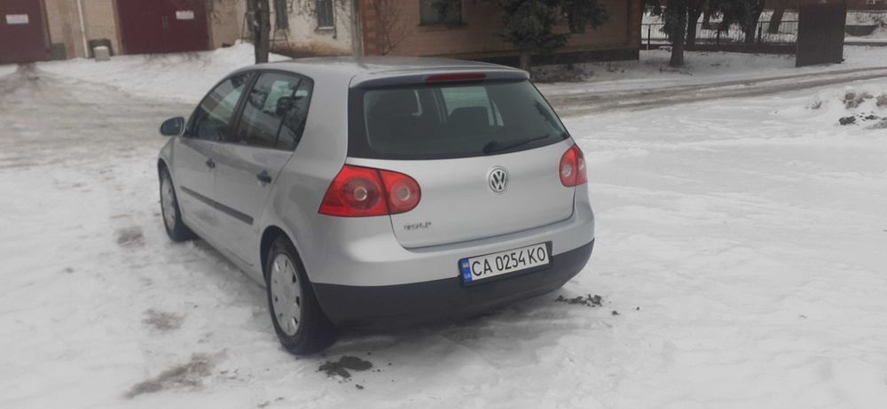 Продам Volkswagen Golf 5  mpi газ-бензин