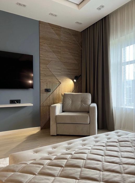 Квартира - Апартаменти ШИКАРНА  в Центрі Тц Україна Проспект Соборний