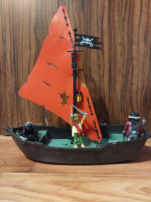 Statek play mobil