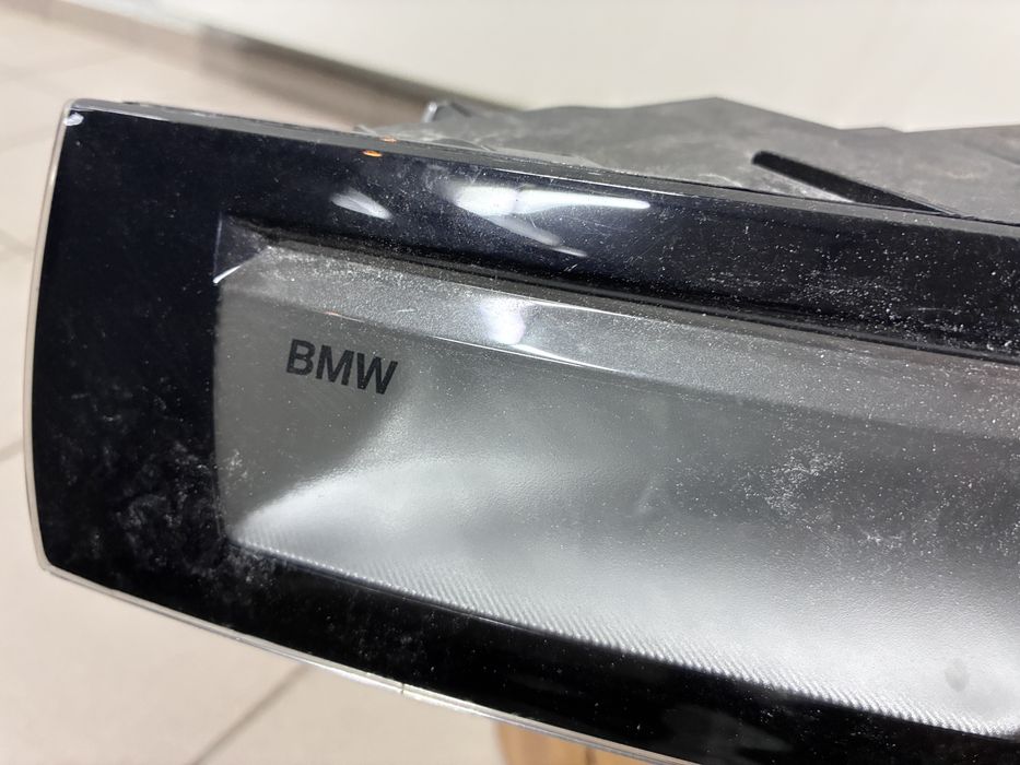 Задні фонарі-стопи від BMW IX (i20) 2023 року USA