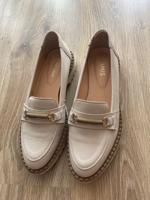 Bury damskie skorzane