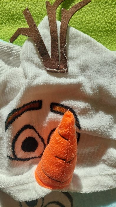Poncho/ Toalha com capuz, praia ou piscina, Olaf (Frozen)