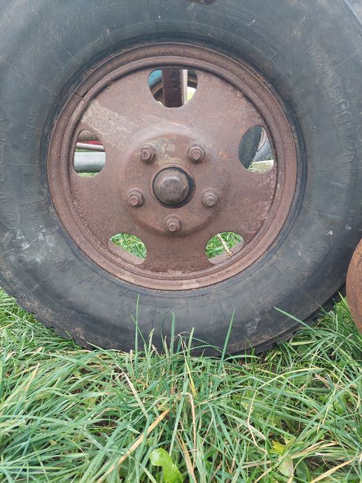 Wóz fura do traktora