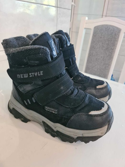 Зимові чоботи на хлопчика