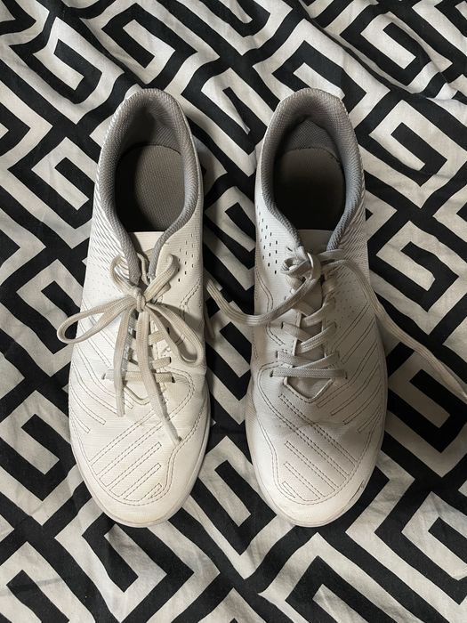 Buty halowe białe