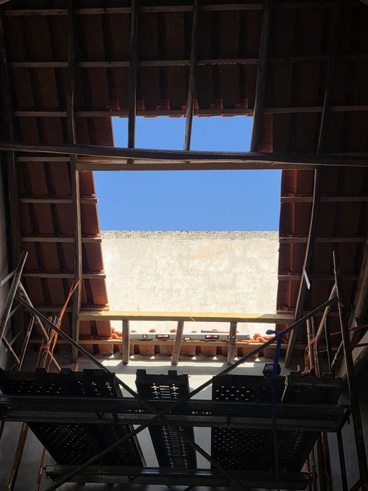 Montagem Profissional de Velux – Garantia e Acabamento Top