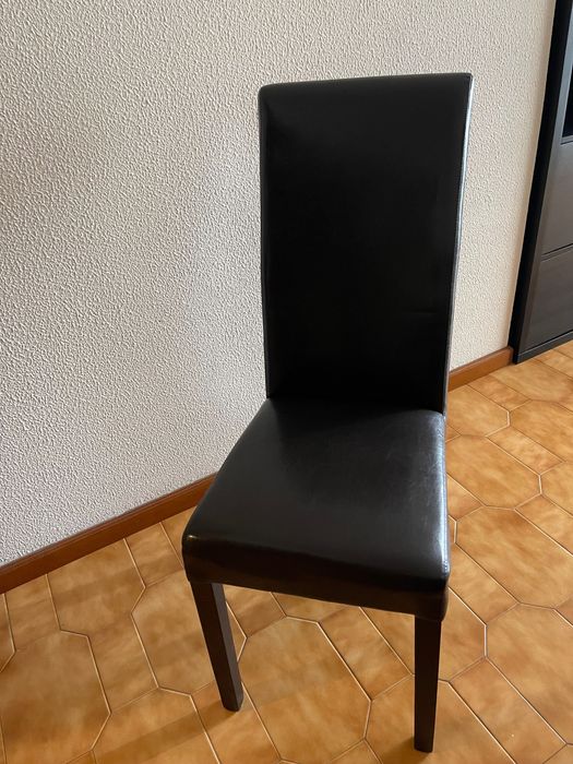 Mesa extensível, preto-castanho, 175x100cm e 6 cadeiras