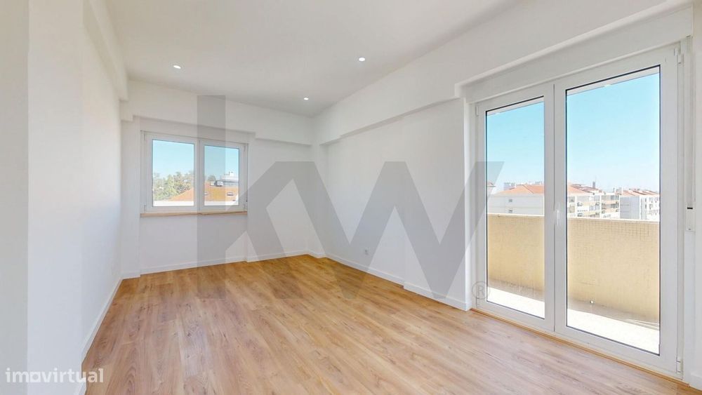 T3 Remodelado | 106 m2 | Último Piso | 3 Varandas | Vista Rio e Mar |