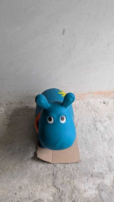 Стрибун Battat Гіпопотам-там-там