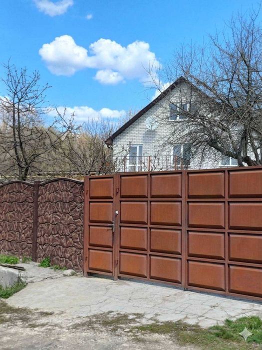 Продам дом Чугуев