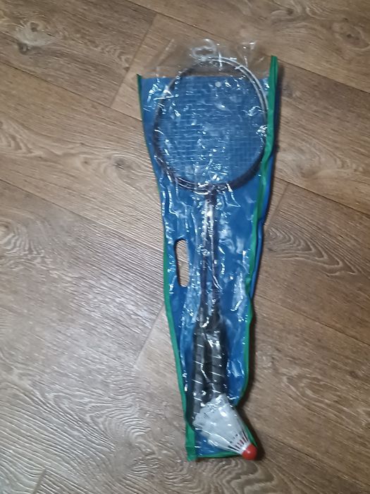 Набір для бадмінтону(2 ракетки +чохол +волан)/Англія