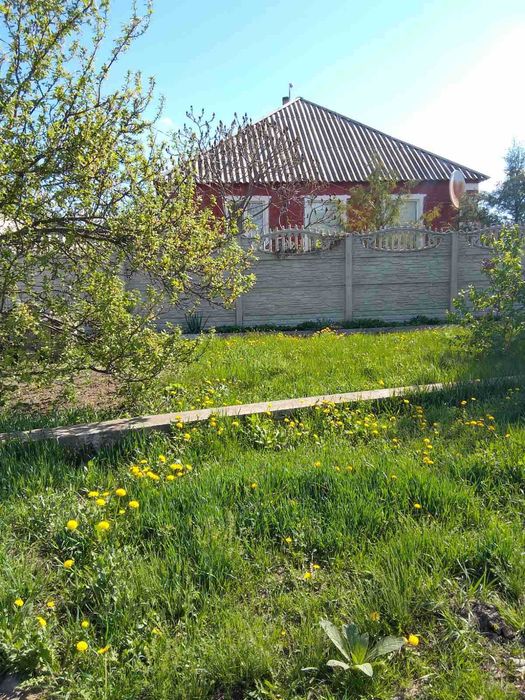 Продам будинок в селищі Печеніги