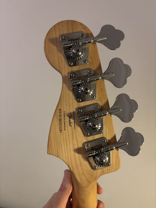Squier Affinity J Bass by Fender