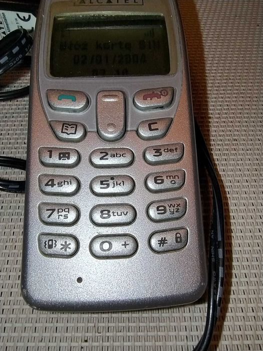 Alcatel XG1 z ładowarką