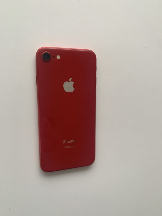 Iphone 8 в гарному стані