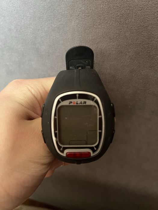 Годинник Polar RS100