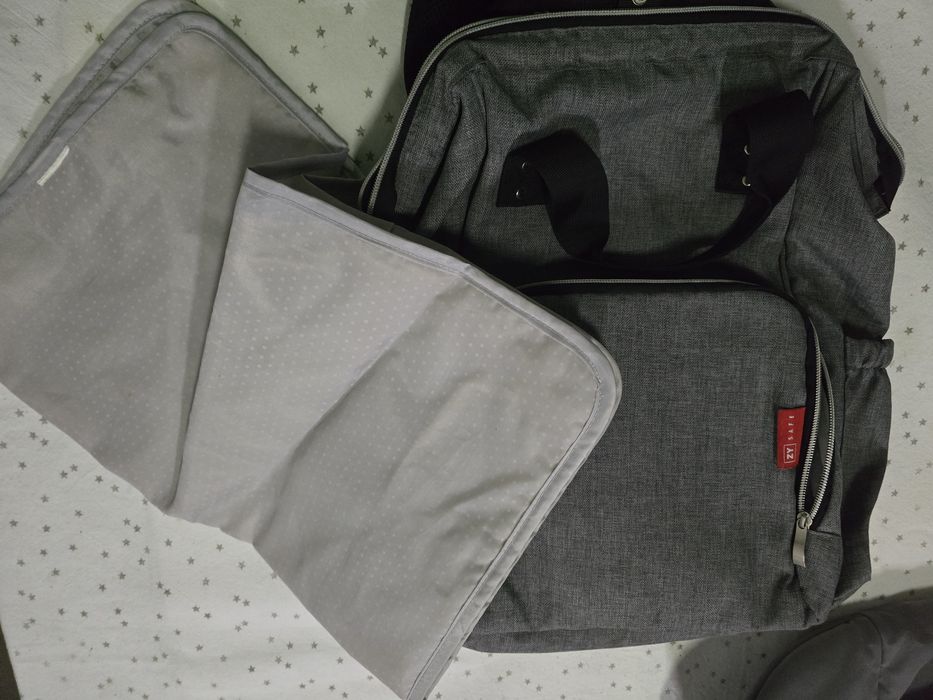 Mochila para fraldas zippy