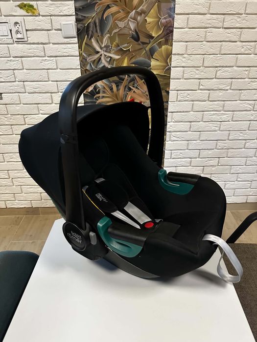 Fotelik britax römer z baza