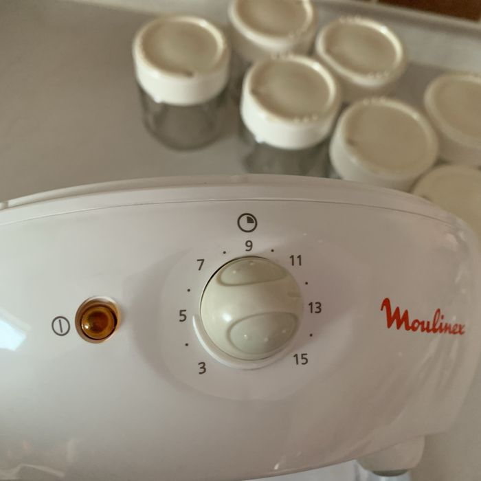 Йогуртница MOULINEX для приготовления домашнего цогурта