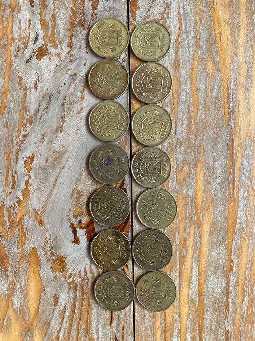 Монети України: 1, 2, 5, 10, 25, 50 копійок 1, 2, 5, 10 гривень копійк