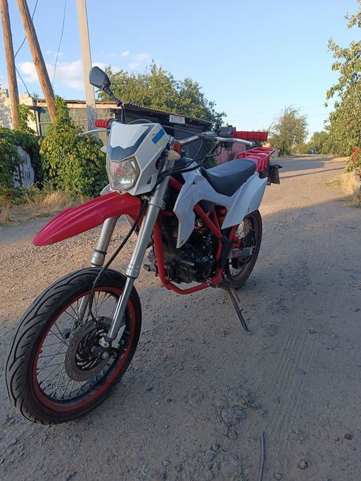 Мотоцикл CRDX 200 мотард