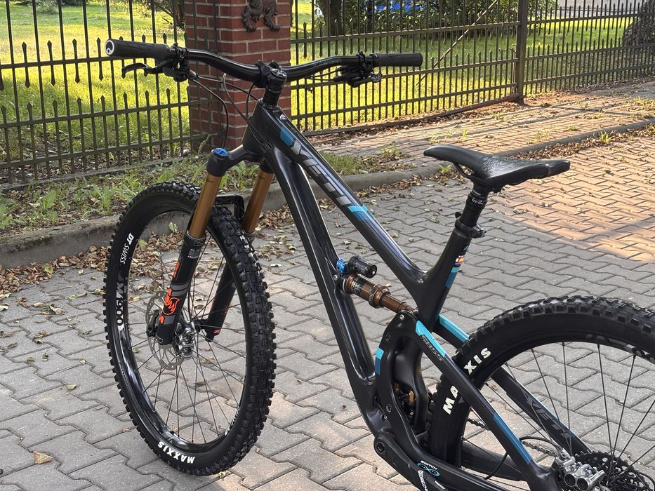 Yeti sb 5.5 2018 rok idealny stan koła 29 cali rozmiar ramy L  (giant regin, trek slash, trek remedy, specialized enduro, propain spindrift)